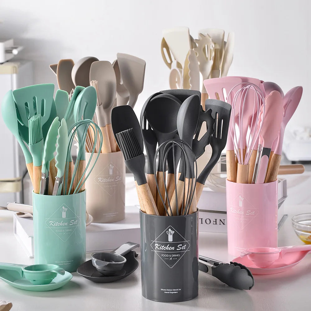 🍽Gourmet Touch – Silicone Kitchen Utensil Set (12 Pieces)